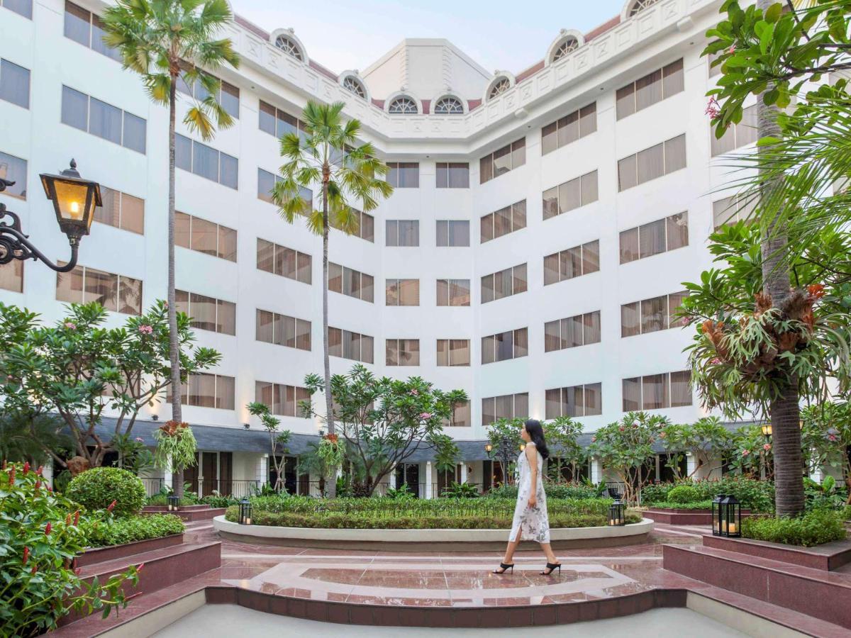 เมอร์เคียว จาการ์ต้า บาตาเวีย Hotel จาการ์ตา ภายนอก รูปภาพ