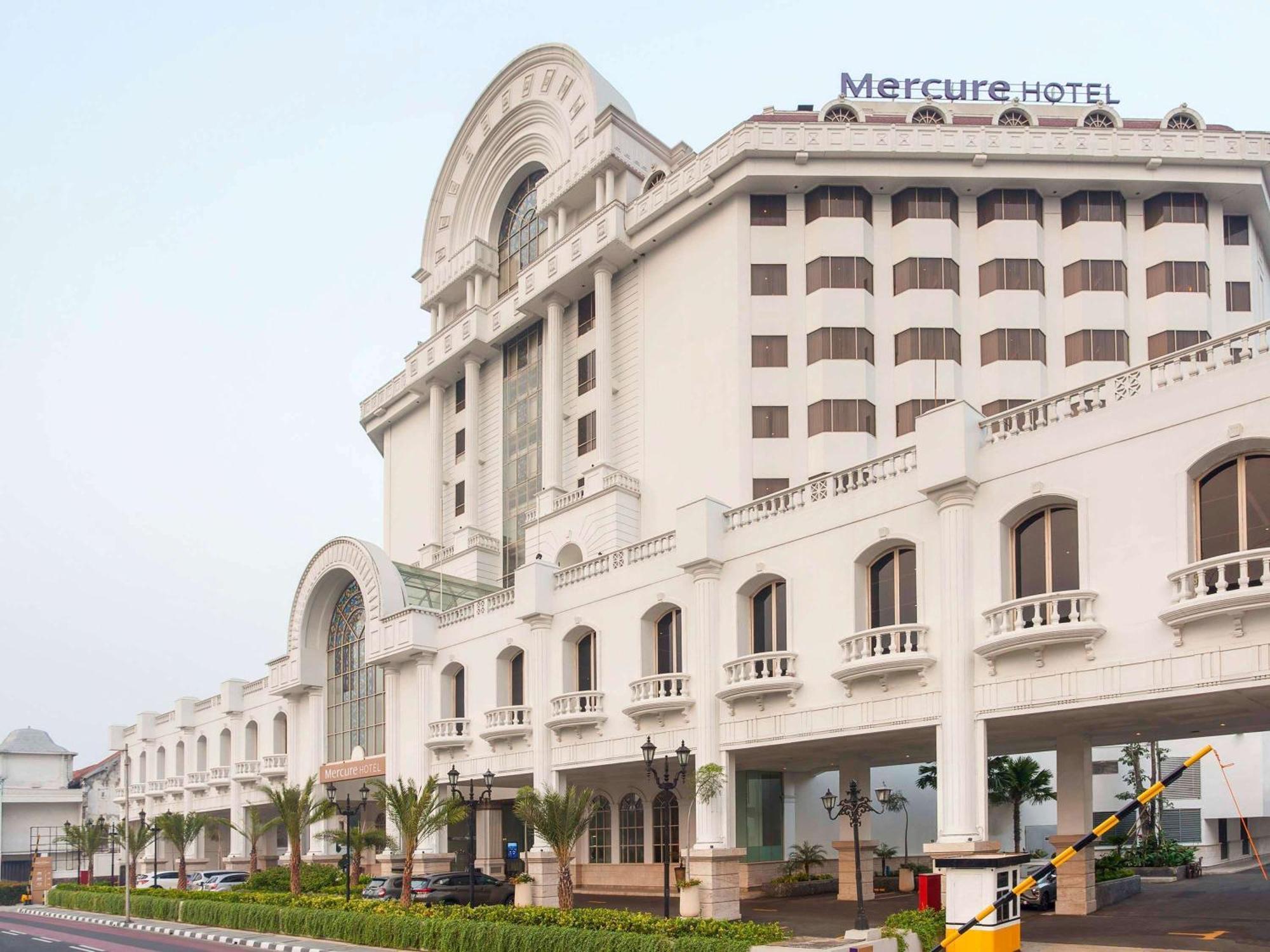เมอร์เคียว จาการ์ต้า บาตาเวีย Hotel จาการ์ตา ภายนอก รูปภาพ